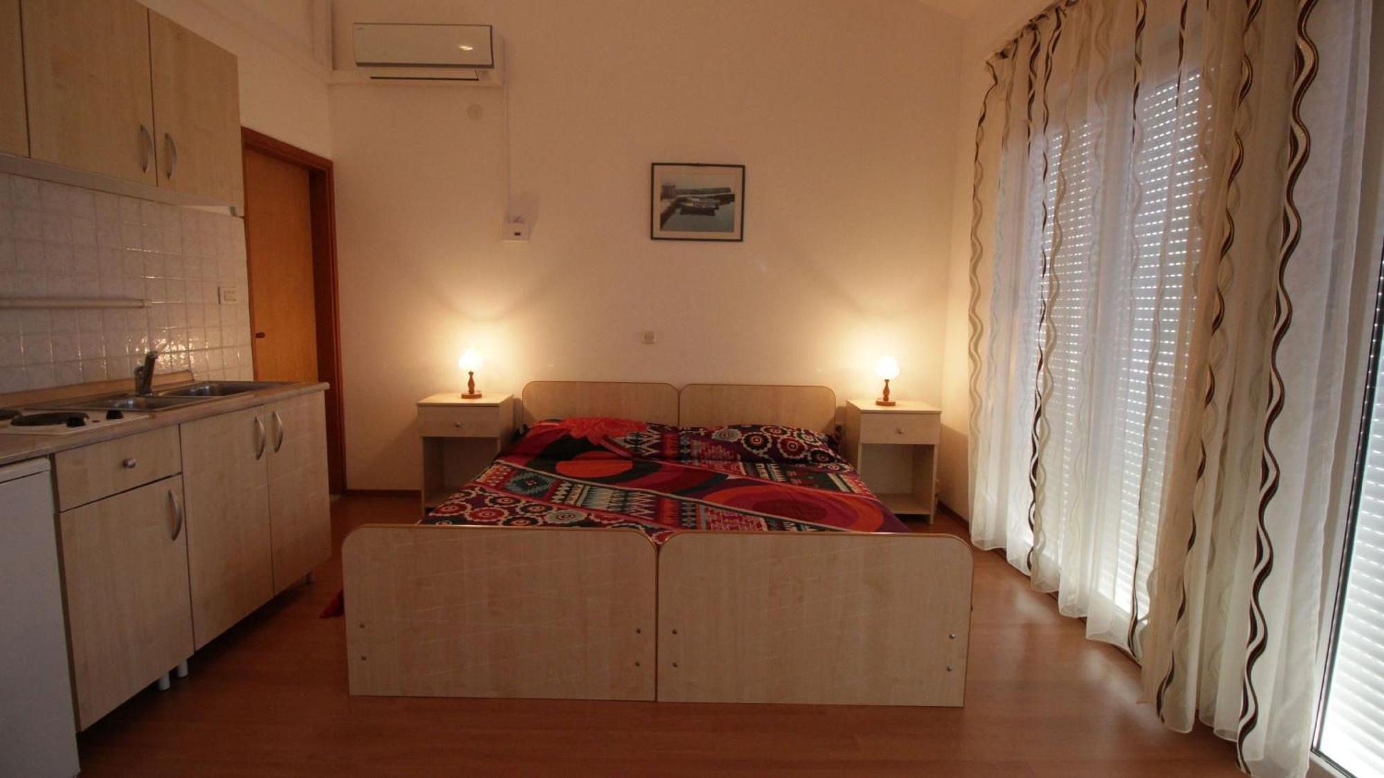 Apartments Ivka Omis Room photo